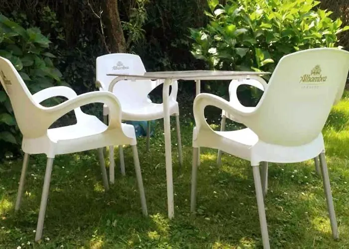 Preciosa Casa Con Jardin *