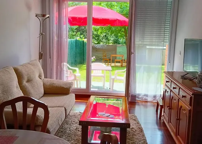 Preciosa Casa Con Jardin *