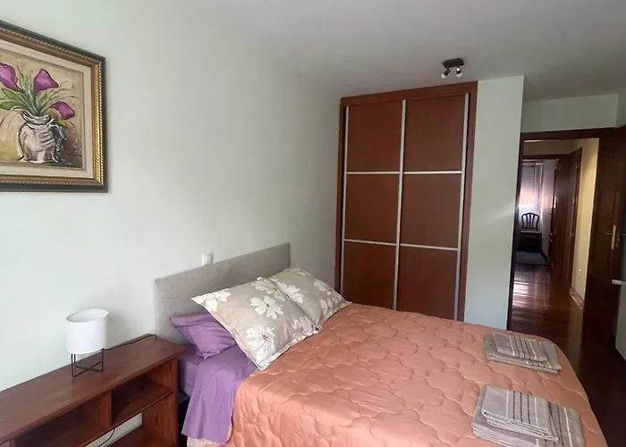 Preciosa Casa Con Jardin *